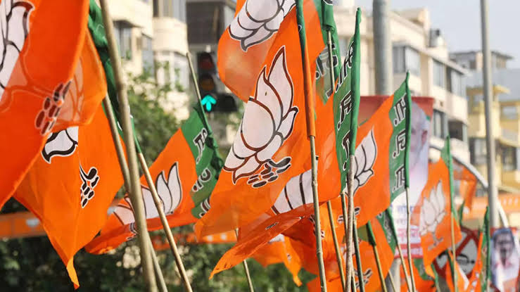 पहलगाम हमला: खड़गे ने पीएम मोदी पर लगाया गंभीर आरोप, भाजपा बोली- 'उद्देश्य सुरक्षा बलों का मनोबल गिराना'